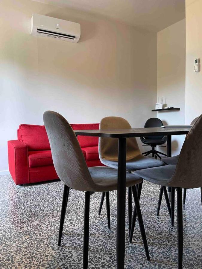 Lotus Home Eleganza E Accoglienza A Mantova Bagian luar foto