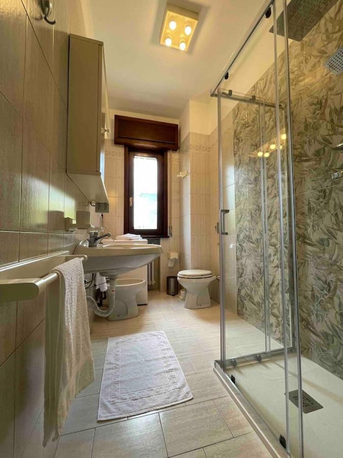 Lotus Home Eleganza E Accoglienza A Mantova Bagian luar foto